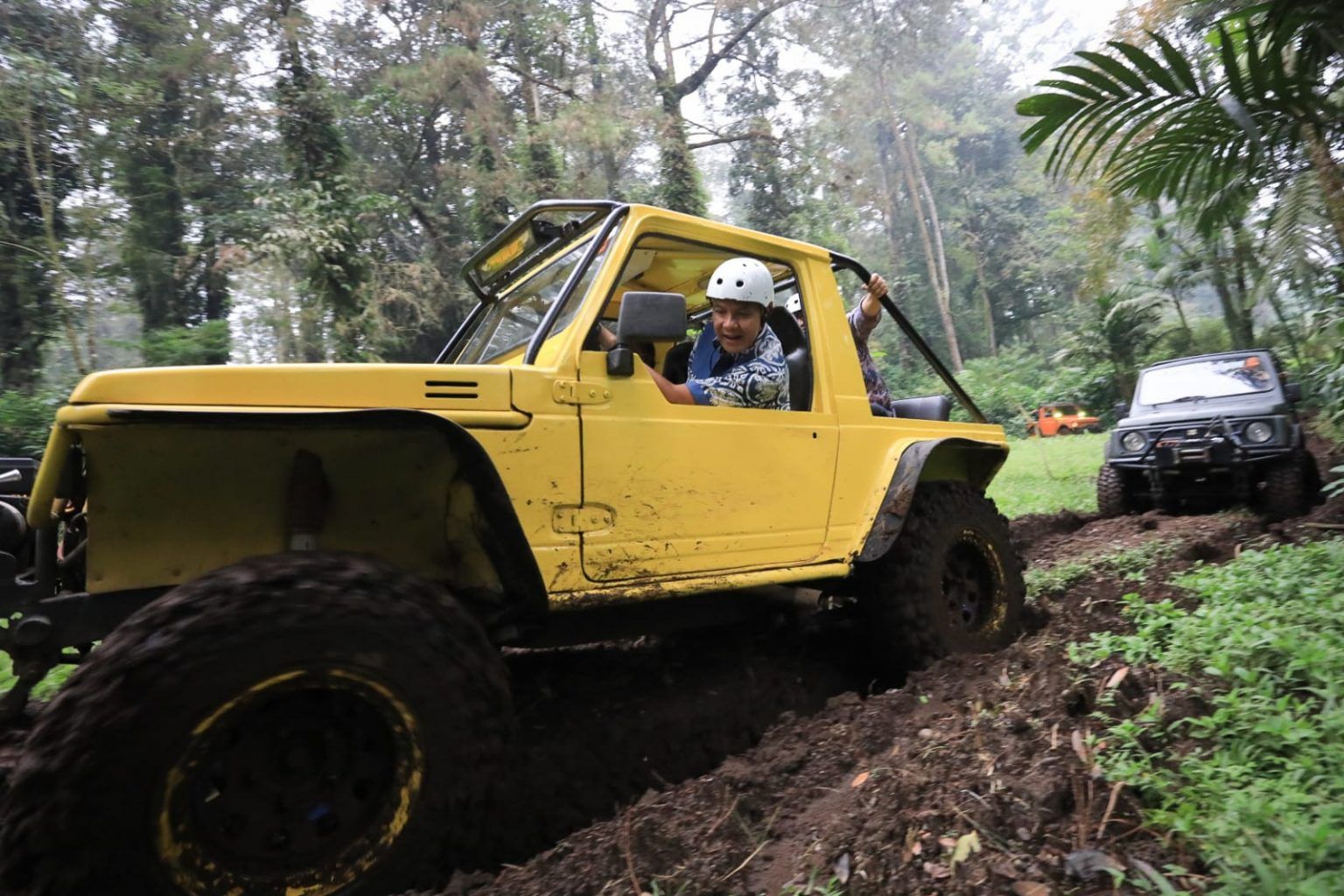 podiumnews.com-Jajal Offroad di Gunung Slamet, Ganjar: Ini Seru Sekali